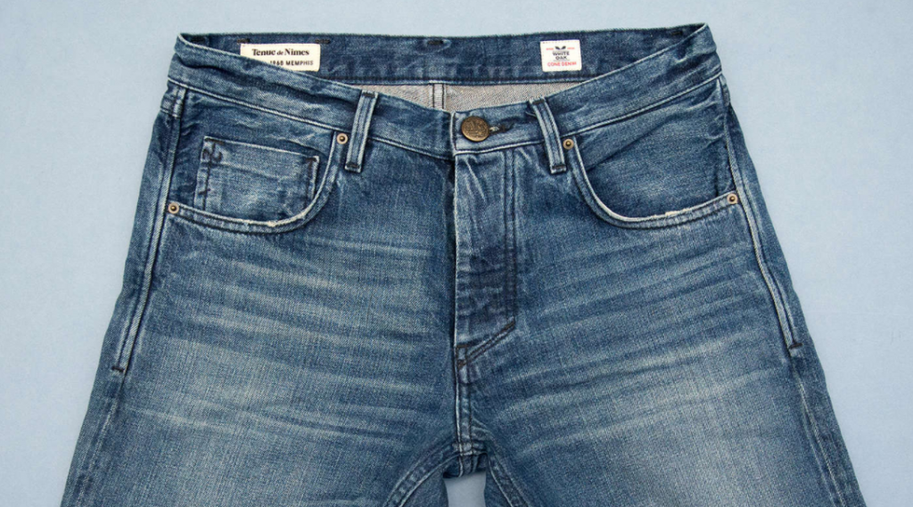 Tenue de Nîmes | De vintage wassing van de Tapio jeans.